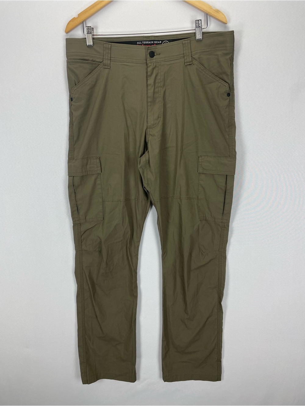 Wrangler ATG All Terrain Gear Pants 36x34” Olive Green Straight Leg Flex Cargo